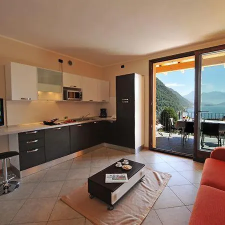아파트 Sleeps 8 Pool T421308 *