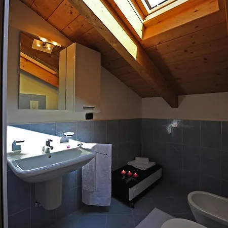 Sleeps 8 Pool T421308 Apartman Argegno
