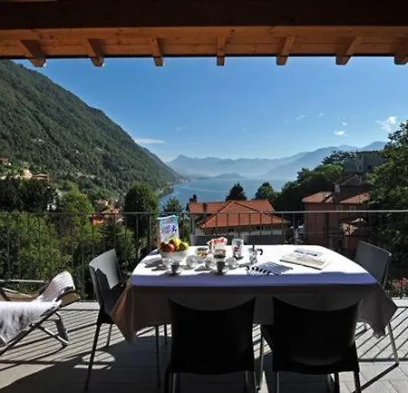 Sleeps 8 Pool T421308 Argegno